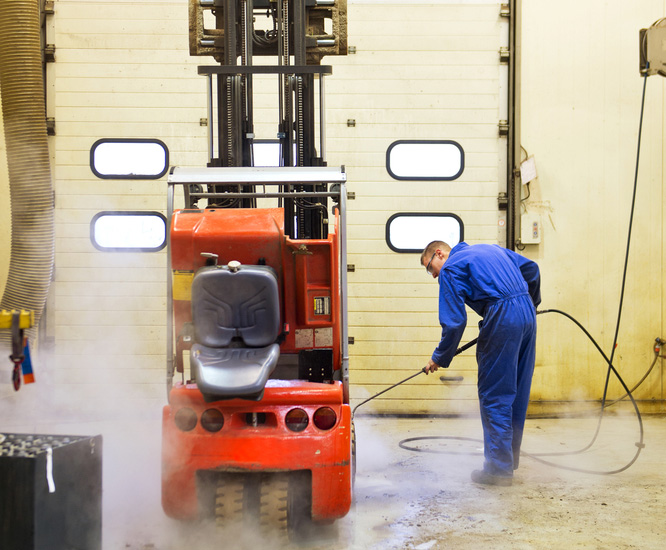 Top Tips To Clean Your Forklift