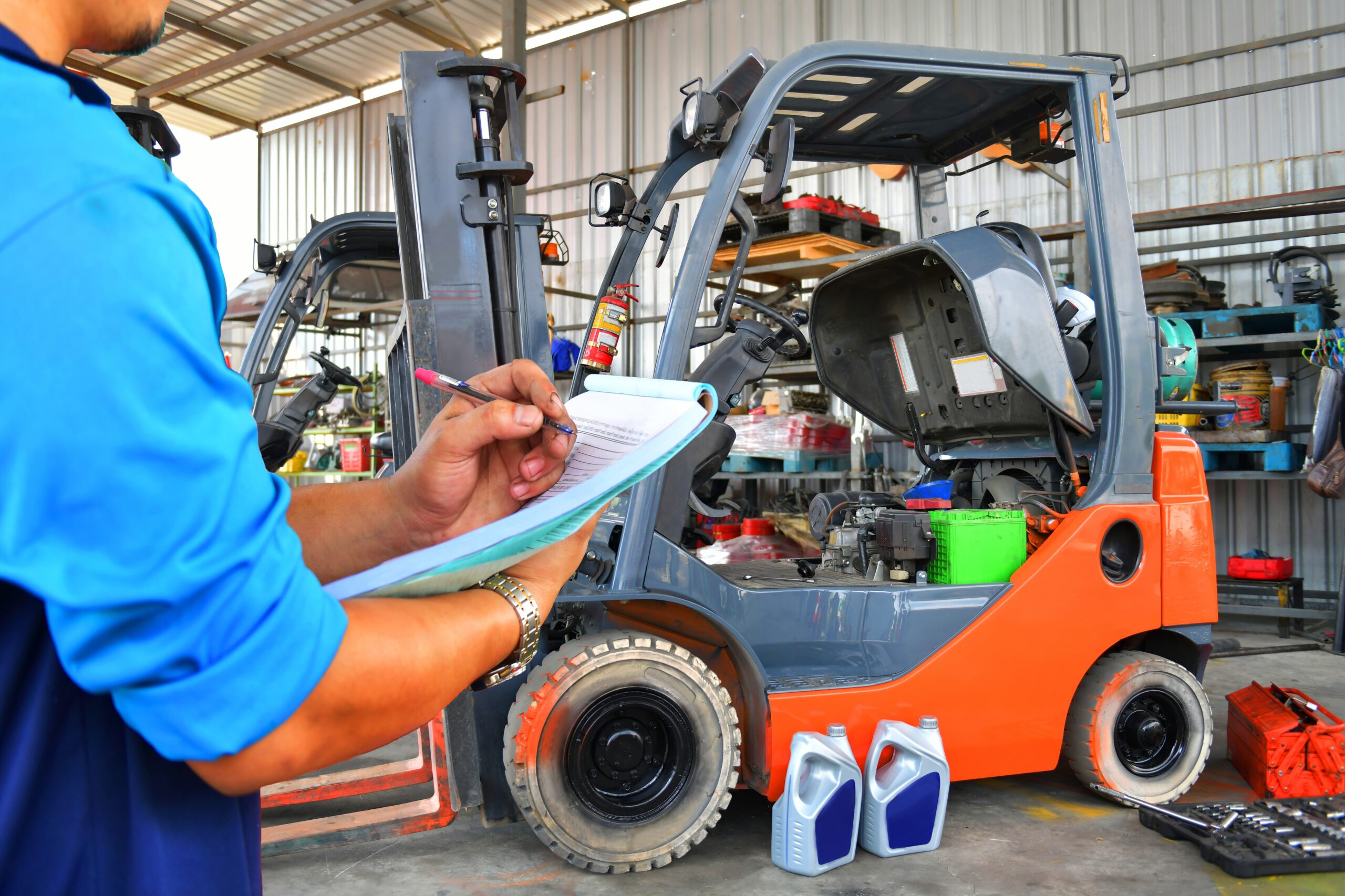Signs Your Forklift Needs a Service