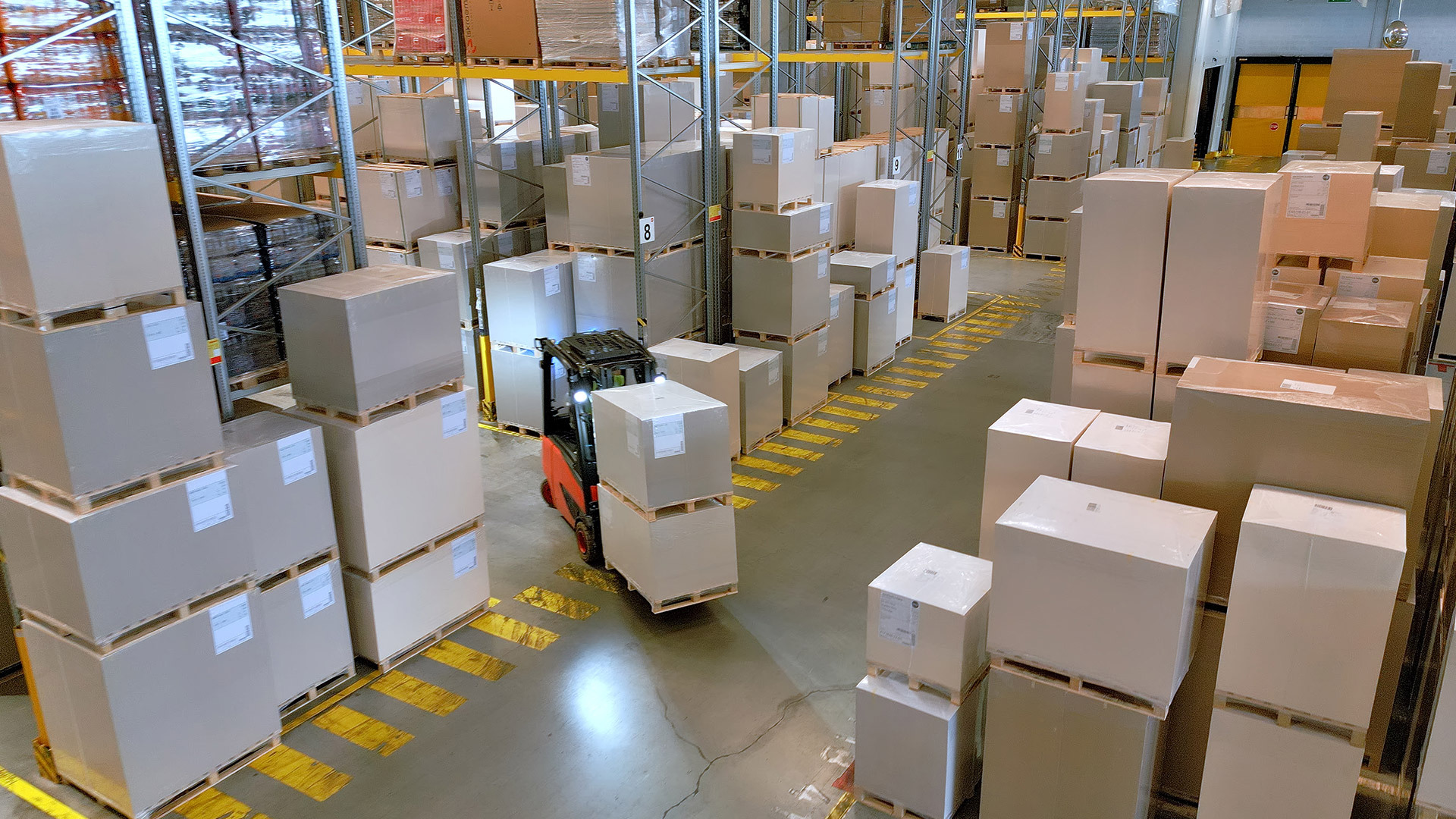 How Warehousing Demands Are Changing Forklift Requirements