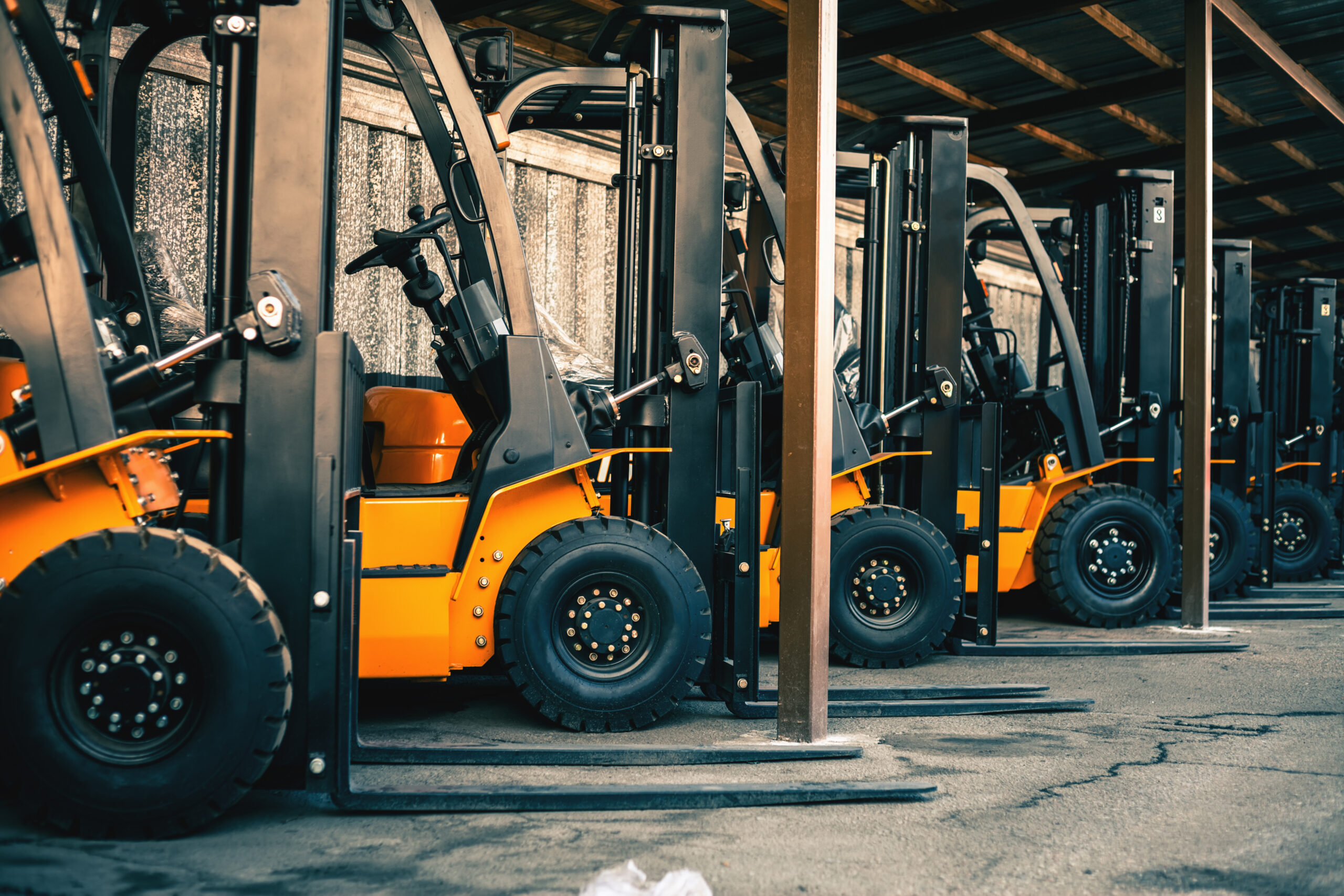 7 Signs Your Business Has Outgrown Its Current Forklift Fleet
